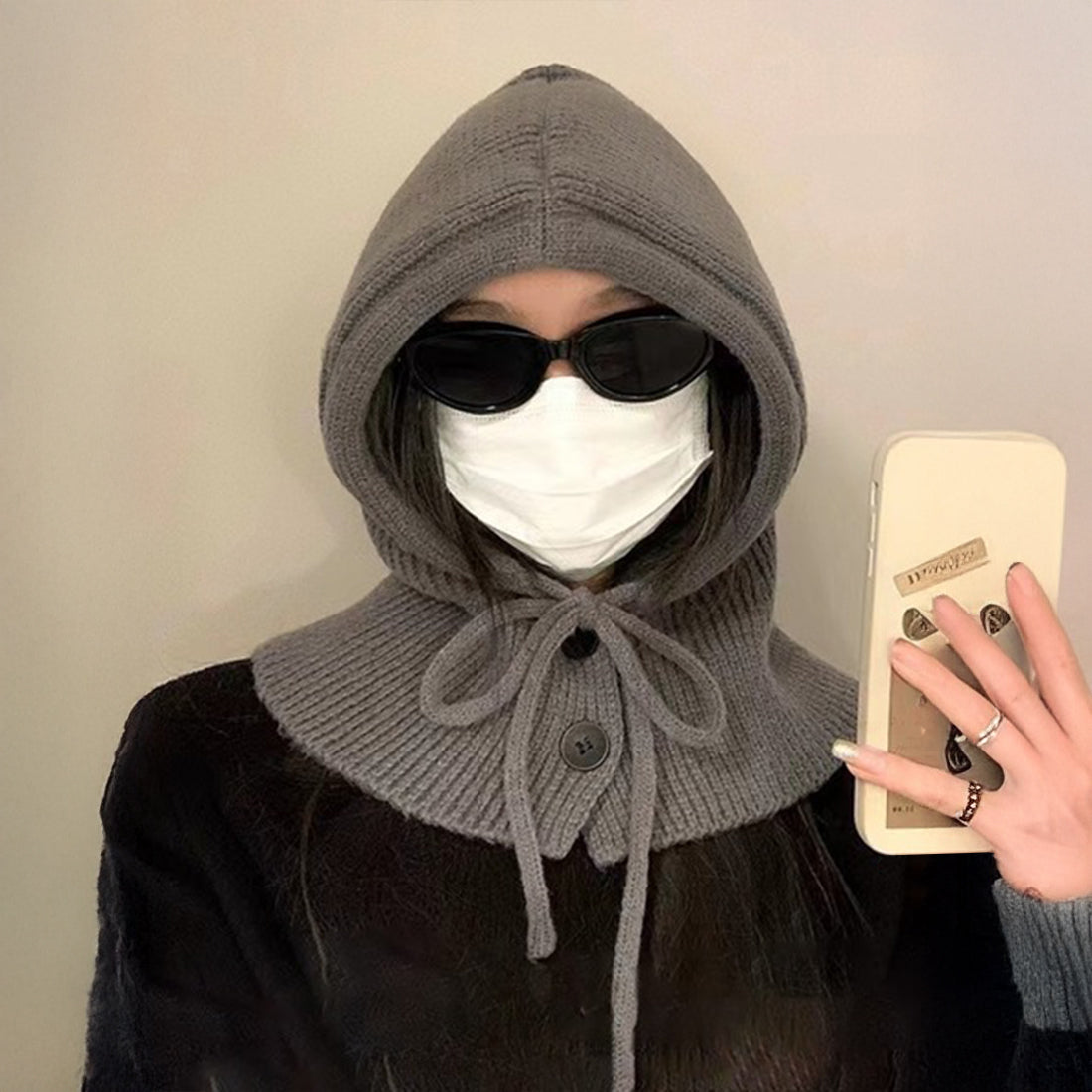 ボタンドロストニットバラクラバ