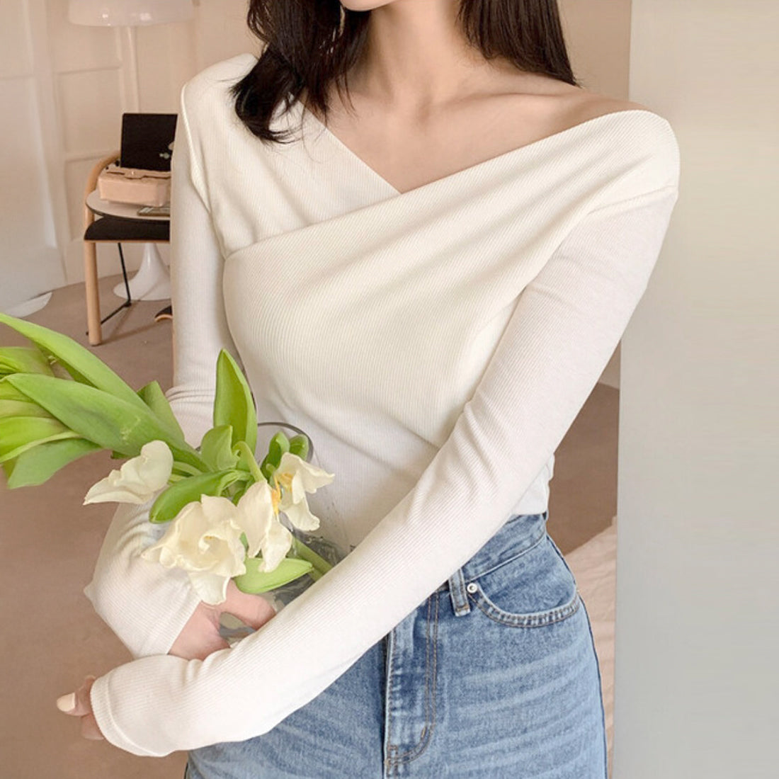 クロスVネック長袖Tシャツ