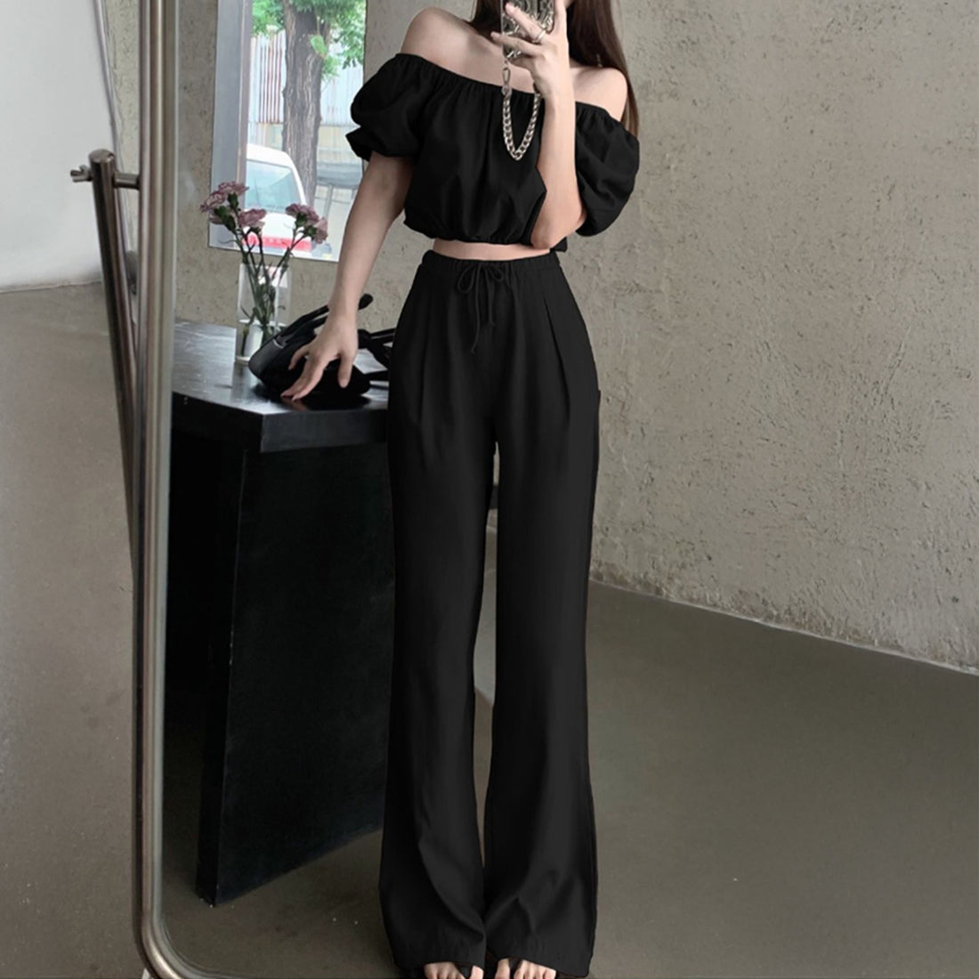 オフショル+ワイドパンツセットアップ