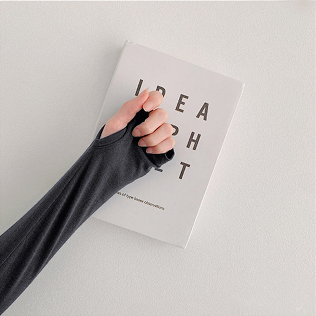 8COLORSハイネックTシャツ – Lavly